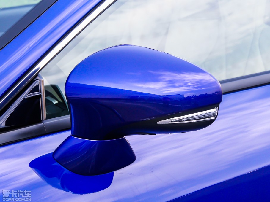 2015׿_˹RC F 5.0L S