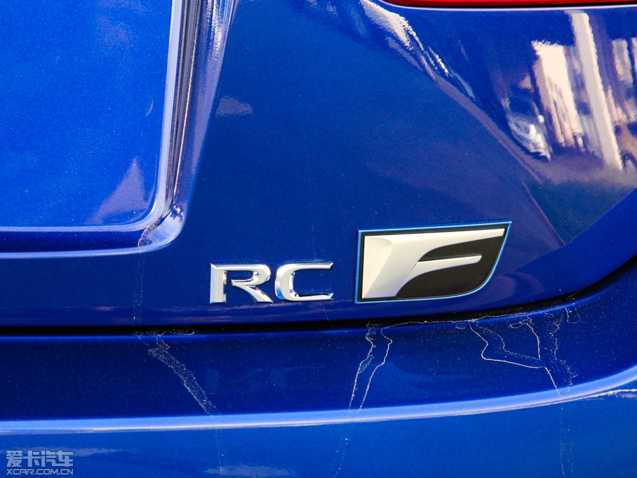 2015���׿��_˹RC F 5.0L �S���