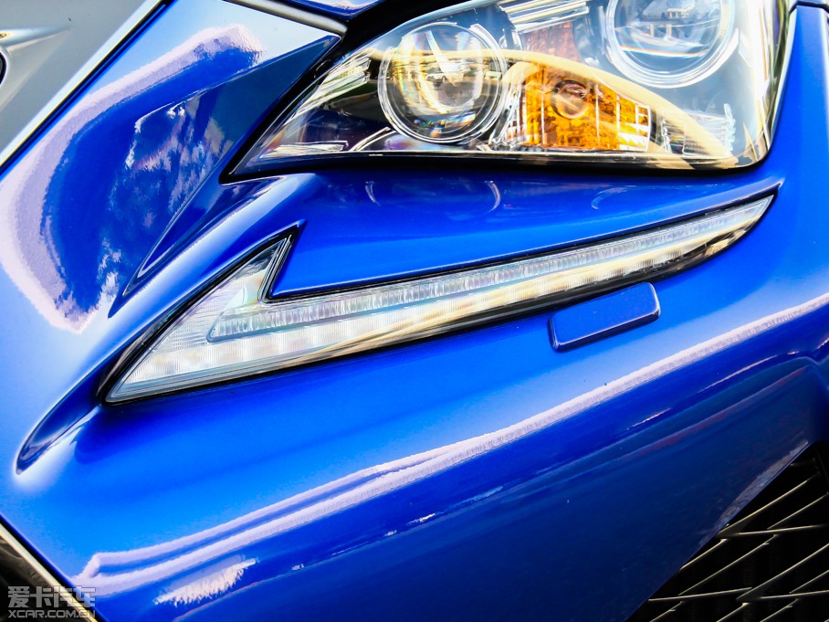 2015���׿��_˹RC F 5.0L �S���