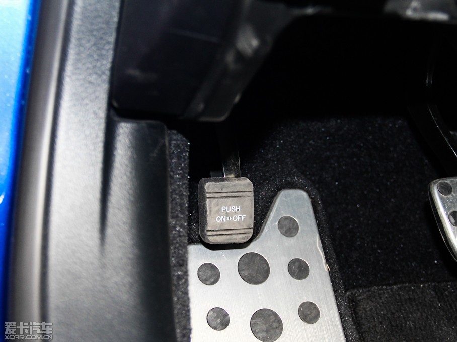 2015���׿��_˹RC F 5.0L �p���