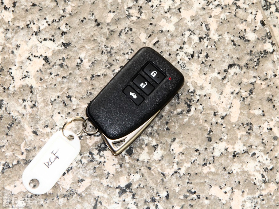 2015׿_˹RC F 5.0L p