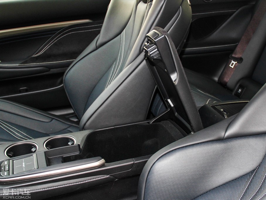 2015���׿��_˹RC F 5.0L �p���