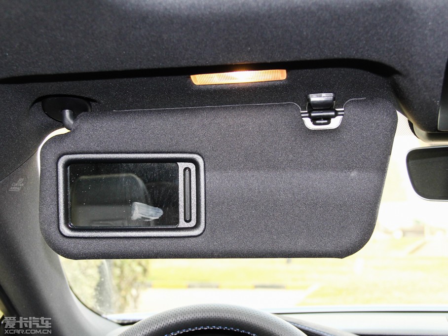 2015���׿��_˹RC F 5.0L �p���