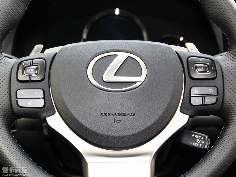 2015���׿��_˹RC F 5.0L �p���