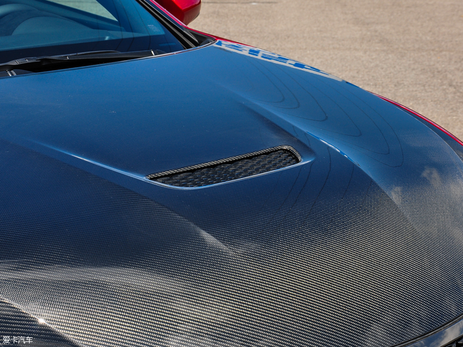 2015���׿��_˹RC F 5.0L ̼�w�S��