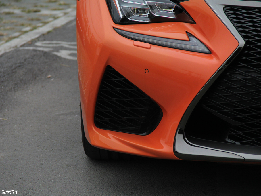 2015׿_˹RC F 5.0L ̼wS