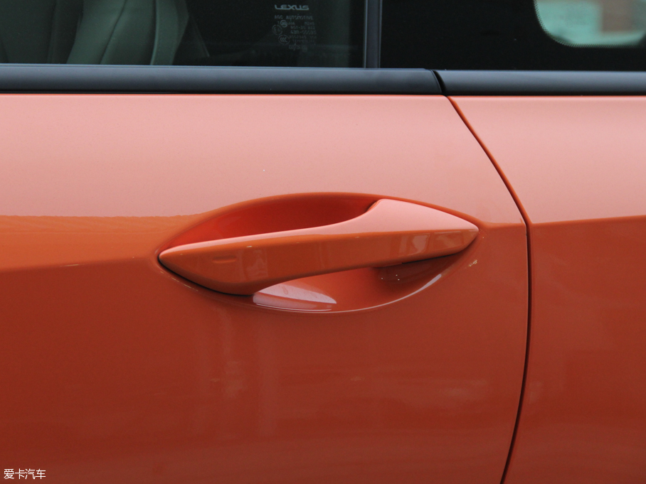 2015׿_˹RC F 5.0L ̼wS