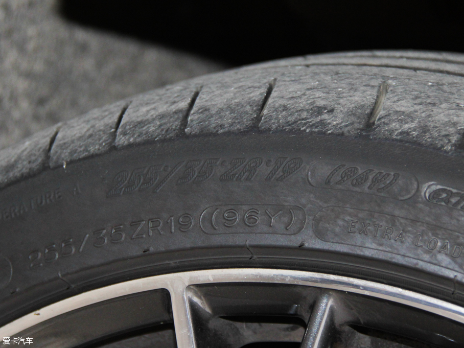 2015׿_˹RC F 5.0L ̼wS