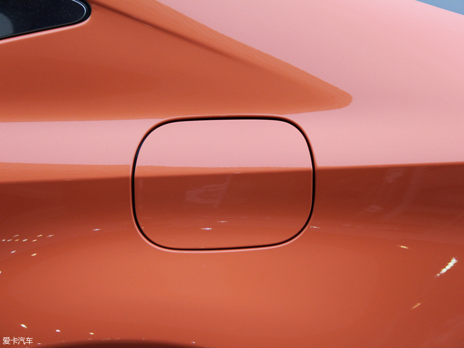 2015׿_˹RC F 5.0L ̼wS