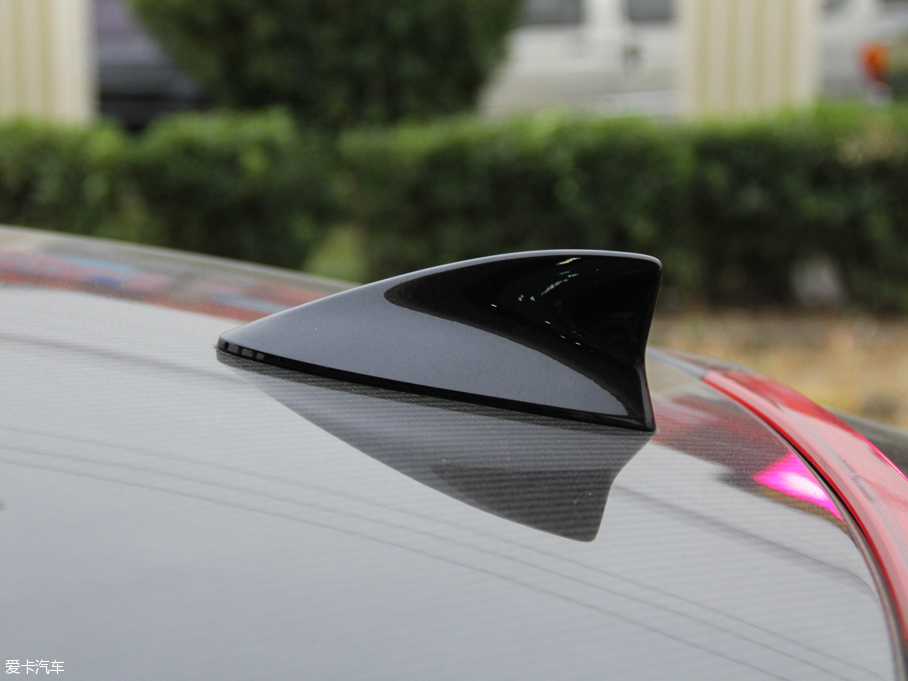 2015׿_˹RC F 5.0L ̼wS