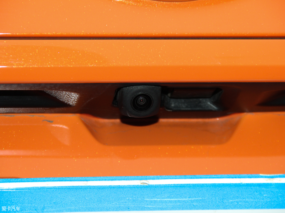 2015׿_˹RC F 5.0L ̼wS