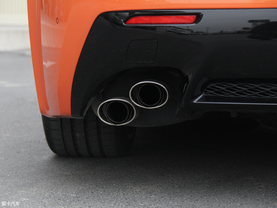 2015׿_˹RC F 5.0L ̼wS