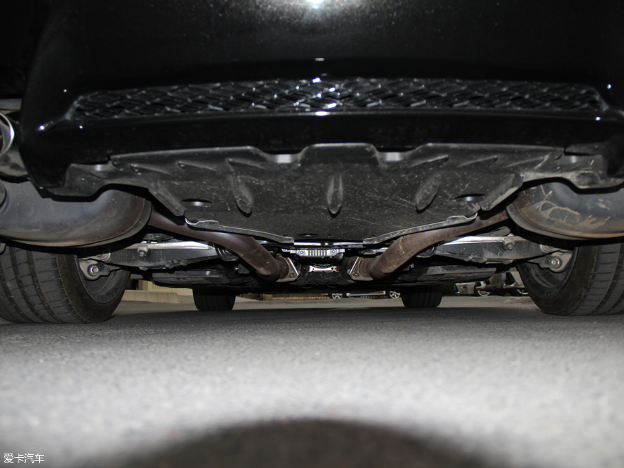 2015׿_˹RC F 5.0L ̼wS