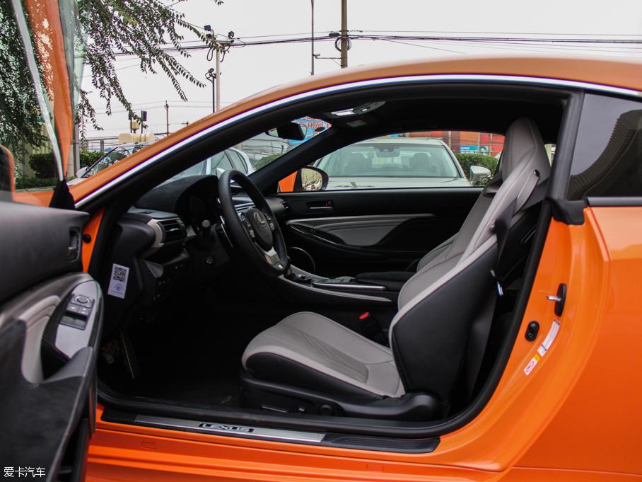 2015׿_˹RC F 5.0L ̼wS