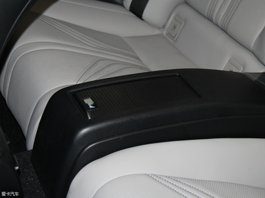 2015׿_˹RC F 5.0L ̼wS