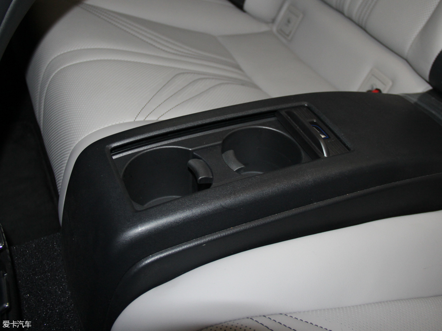 2015׿_˹RC F 5.0L ̼wS