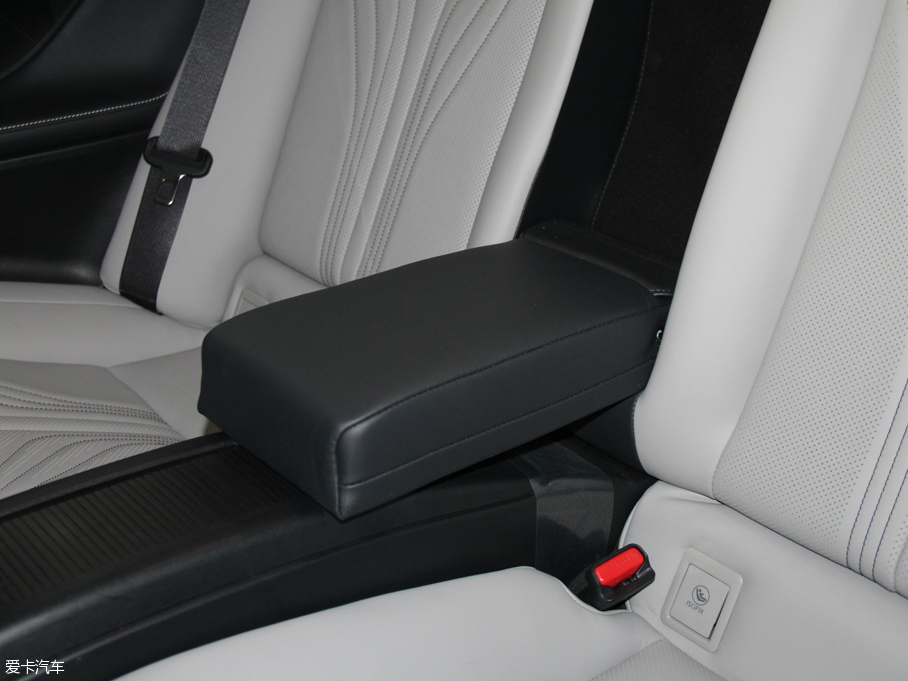 2015׿_˹RC F 5.0L ̼wS