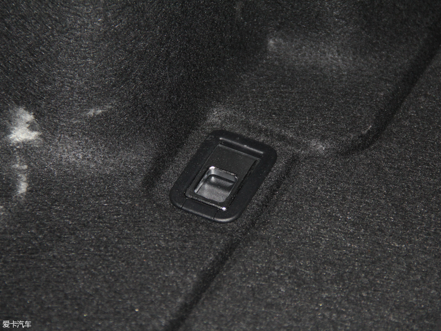 2015׿_˹RC F 5.0L ̼wS