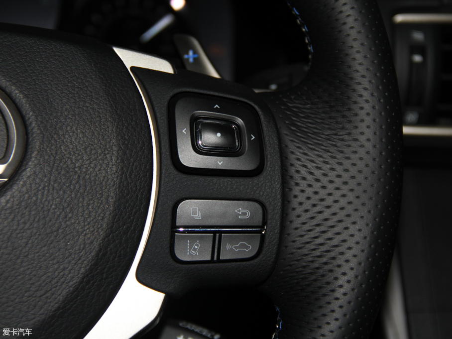 2015׿_˹RC F 5.0L ̼wS