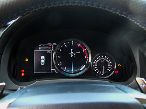 2015款5.0L 驭峰版 仪表