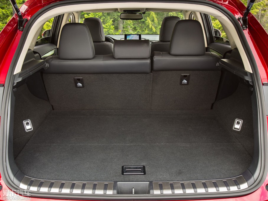 2015׿_˹NX 300h hа ǰ