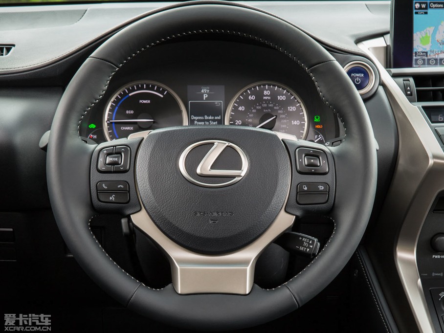 2015׿_˹NX 300h hа ǰ