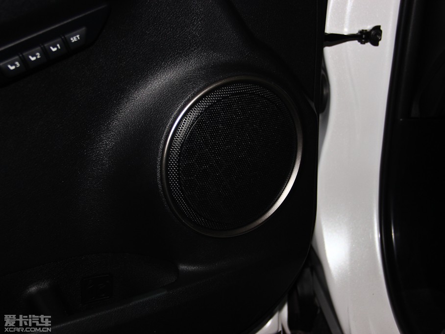 2015׿_˹NX 300h hа ǰ(q)