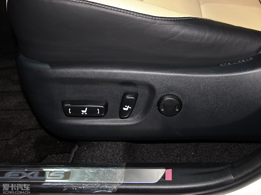 2015׿_˹NX 300h hа ǰ(q)