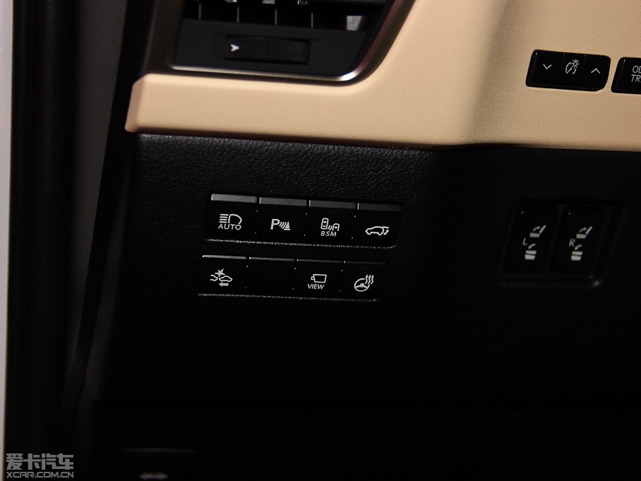 2015׿_˹NX 300h hа ǰ(q)