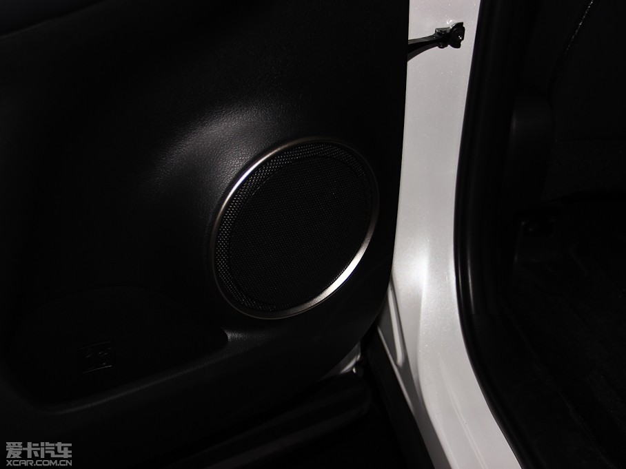 2015׿_˹NX 300h hа ǰ