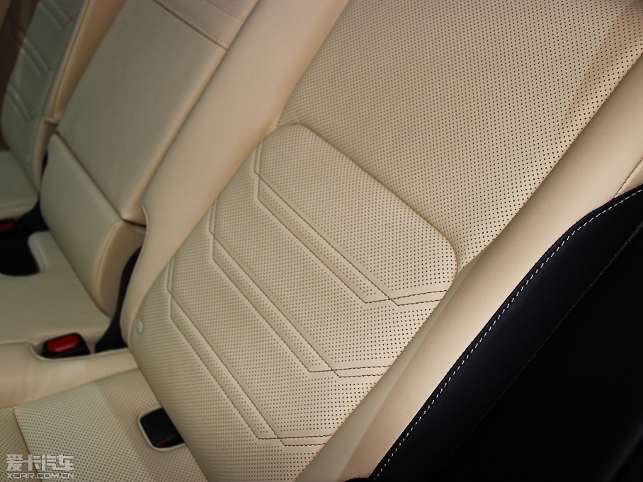 2015׿_˹NX 300h hа ǰ(q)