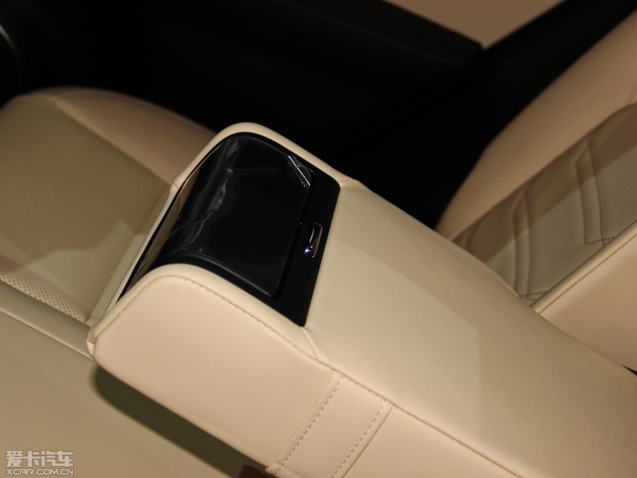 2015׿_˹NX 300h hа ǰ(q)