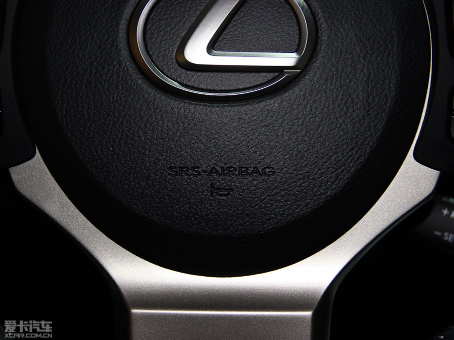 2015׿_˹NX 300h hа ǰ(q)