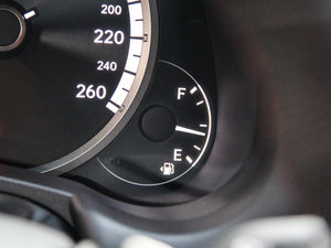 2015200t F SPORT ȫ п؅^