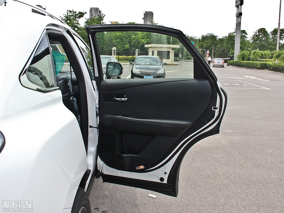 2014׿_˹RX 270 ҹʿ