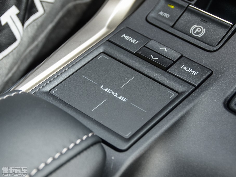 2015׿_˹NX 300h hâ ȫ