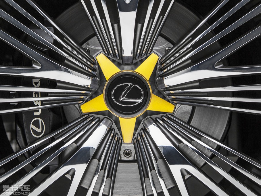 2015���׿��_˹LF-C2 ����܇