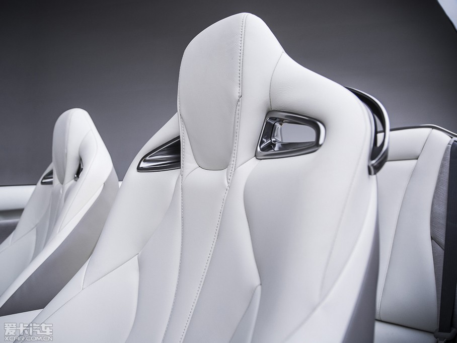 2015���׿��_˹LF-C2 ����܇