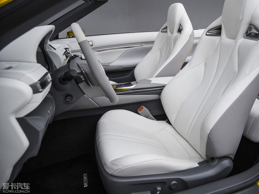 2015���׿��_˹LF-C2 ����܇