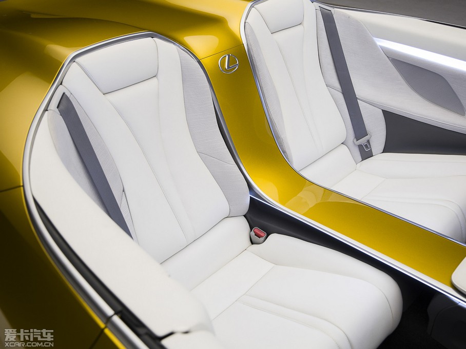 2015���׿��_˹LF-C2 ����܇