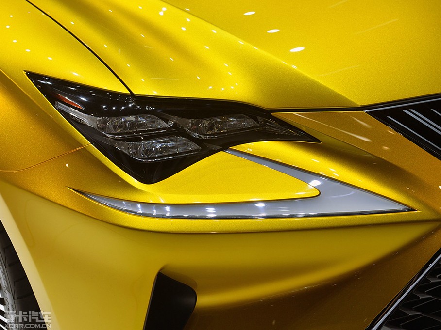 2015���׿��_˹LF-C2 ����܇