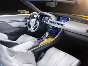 2015�����܇ �п؅^