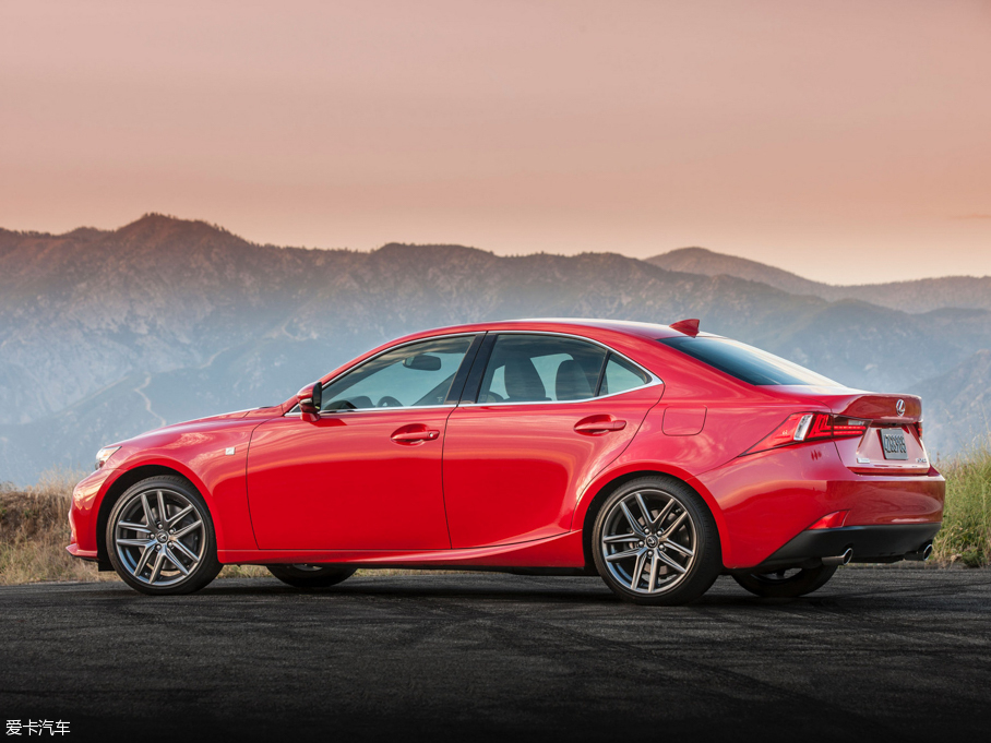 2016׿_˹IS 200t F Sport