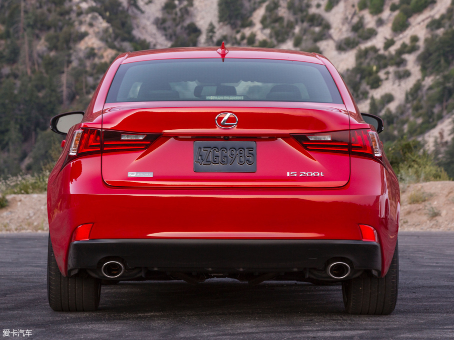 2016׿_˹IS 200t F Sport