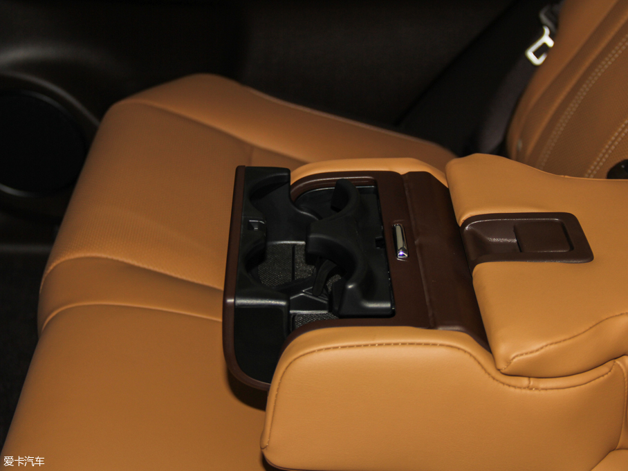 2016׿_˹RX 300 (q)Ű (gu)V