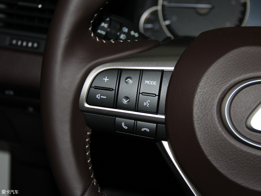 2016׿_˹RX 300 Ű V