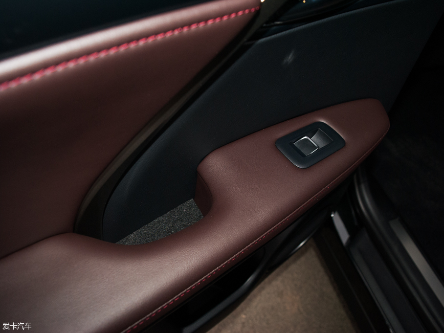 2016׿_˹RX 300 (q)Ű V