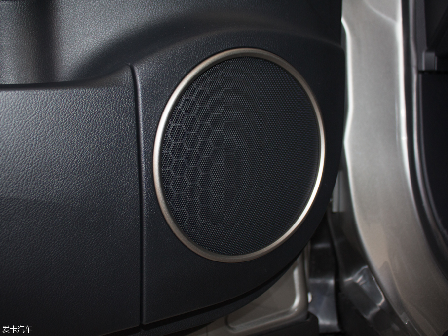 2016׿_˹RX 450h (q)A