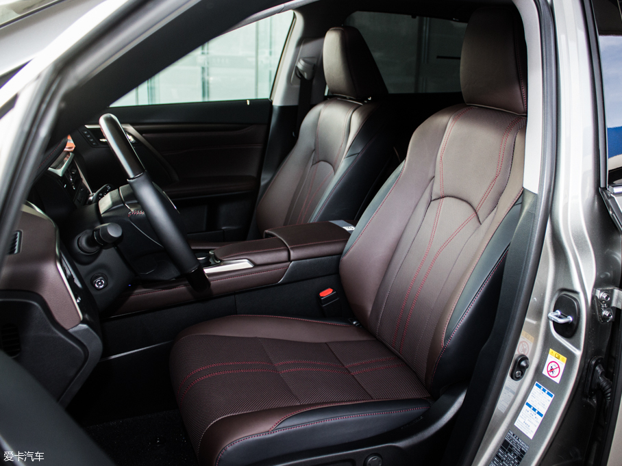 2016׿_˹RX 450h (q)A