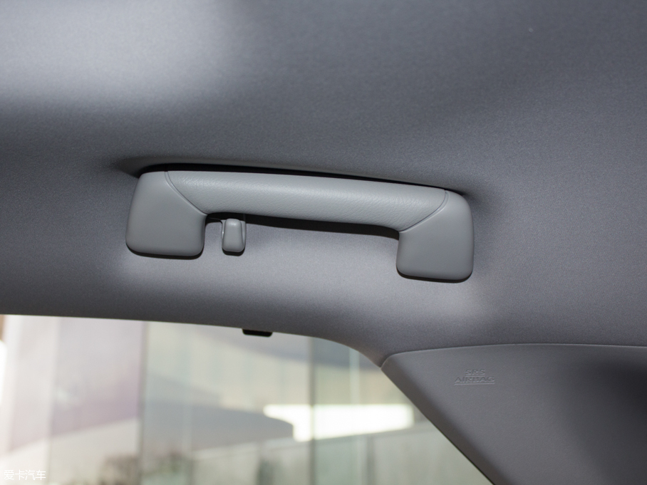 2016׿_˹RX 450h (q)A